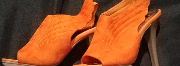 ORANGE Wing Platform Heels Sz 7 - Picture 2 of 8